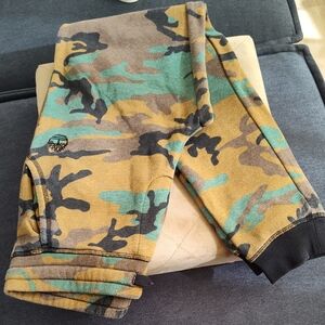 Timberland 14-16 Kids/Teens/Women Camo Jogger Pants in Green and Brown